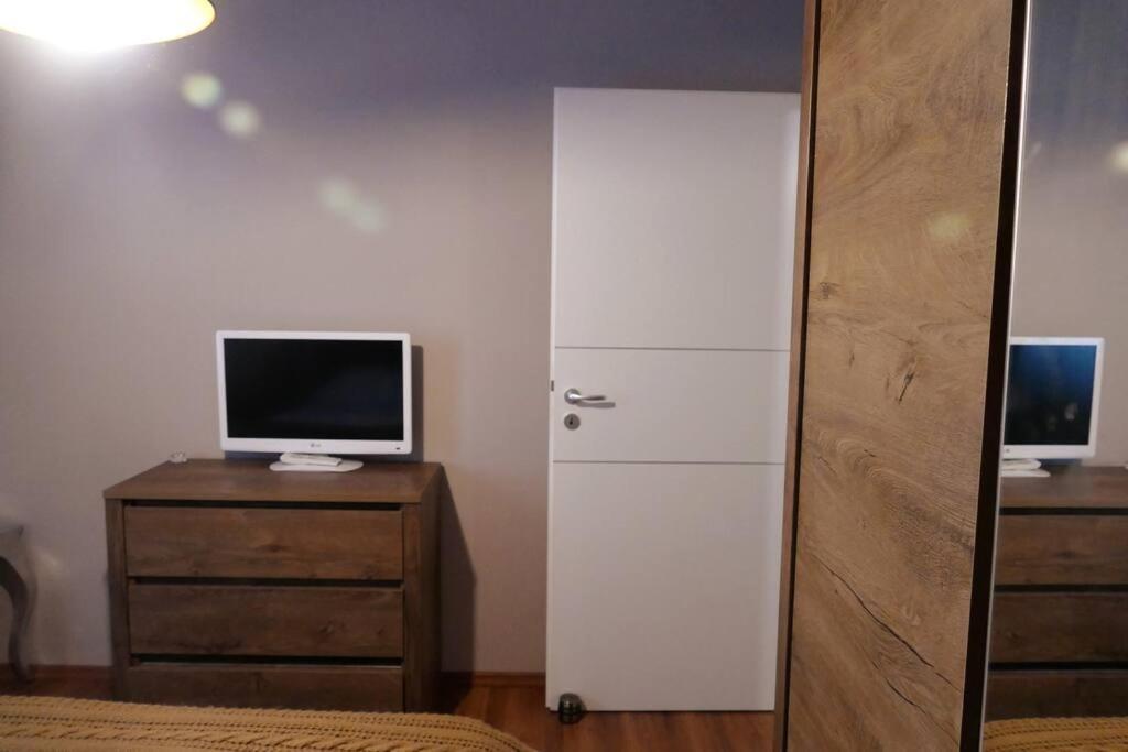 Apartament In Cartier Avantgarden Cu Semineu! Brašov Exteriér fotografie